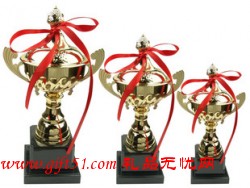紀念品 高檔金屬獎杯（大 中 ?。? style='vertical-align:middle;'/> </a>  </div> <table class='picscroll'> <tr> <td width='5%' class='scrollarrow toleft' title='向左'>  </td> <td width='90%'> <div   id=